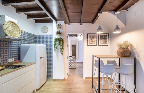 Central District Ski Chalet | Villa Naranjos de San Matias