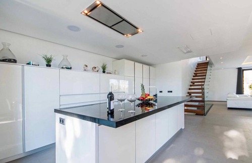 Muro Villa | Villa 'Naturamar' with Private Terrace, Wi-Fi and Air Conditioning