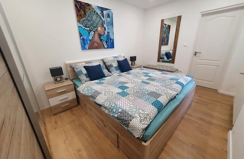 Pecs Apartment | VILLA NEAPOLiS