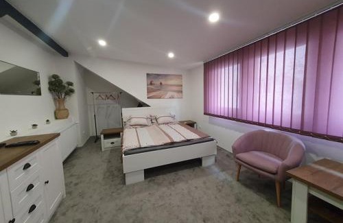 Pecs Apartment | VILLA NEAPOLiS