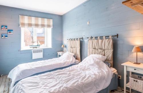Koksijde-Bad Villa | Villa near De Panne Beach with Sea Views