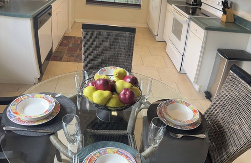 West Kissimmee Villa | Villa Near Disney Overlooking Golf Course,Pool,Free International Phone Calls