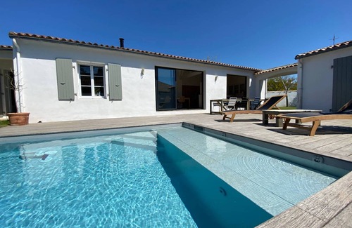 La Couarde-sur-Mer Villa | Villa Neuve Avec Piscine et 4 Chambres Jusqu'à 8 Personnes