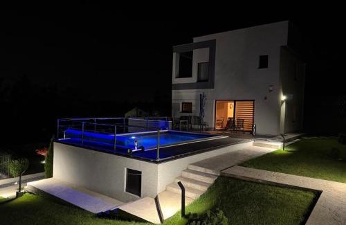 Petrovaradin Villa | Villa Nora