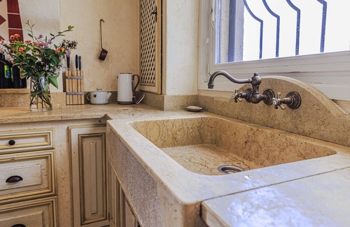 Tourrettes-sur-Loup Villa | Villa Oasis – View, pool & spacious terrace