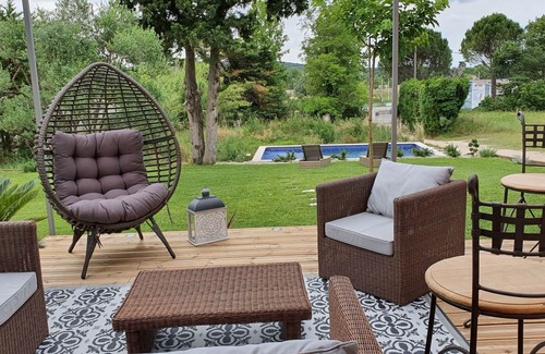 Bedarrides Villa | villa of 190 M2 air-conditioned on closed ground of 3000 M2 close to Avignon.