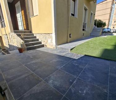 Santander House | Villa Olas y Llamas