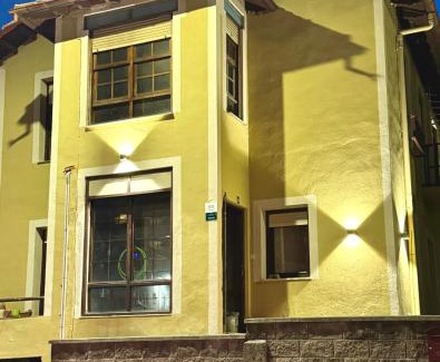 Santander House | Villa Olas y Llamas