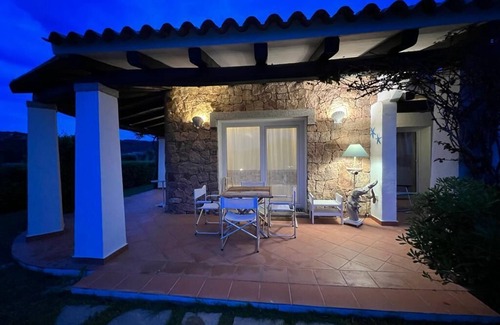 Santa Teresa di Gallura Villa | Villa Olivia with sea view garden