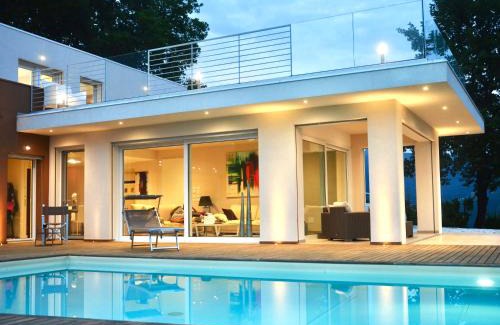 Massarosa Villa | Villa Olympia Pool Sea View Mountains Lake Nature Sleeps 8 Air Conditioning Wi-Fi