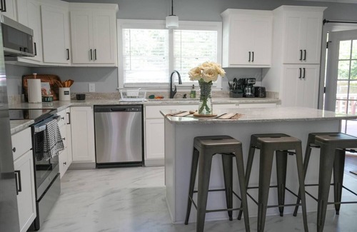Terry Sanford House | Villa on Vista!