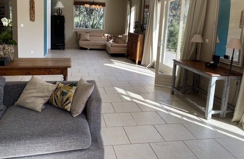 Vauvenargues House | Villa opposite Sainte Victoire 10 minutes from Aix en Provence