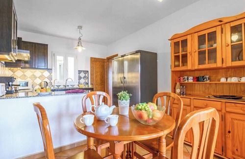 Cala Llonga Villa | Villa Oratge - Four Bedroom Villa, Sleeps 6