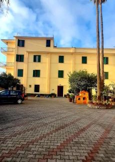 Naples Bed & Breakfast | Villa Pacis