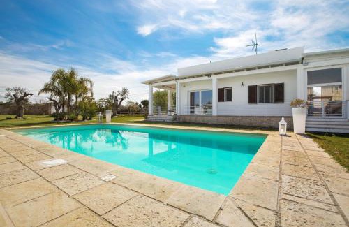 Il Monte Villa | Villa Padangi by BarbarHouse