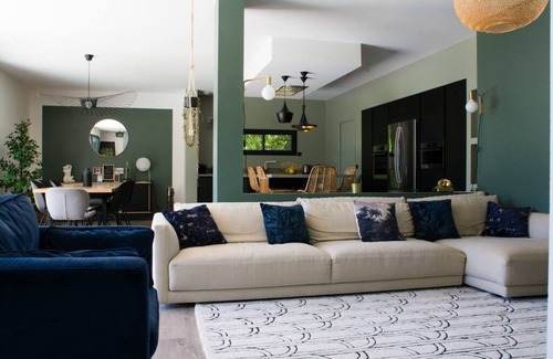 Sommieres Villa | Villa Paillote - Contemporary Villa with pool in Sommieres village