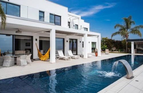 Pinares de San Anton Villa | Villa Palacio Nazari