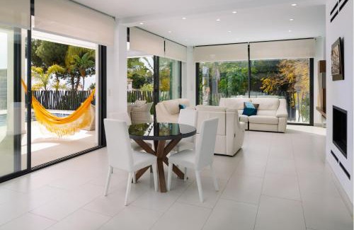 Pinares de San Anton Villa | Villa Palacio Nazari