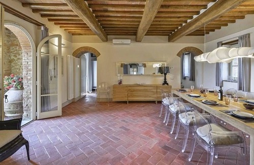 Palaia Villa | Villa Palaia a stunning villa with p/pool surrounded by seven hectares of olive grove close to ...