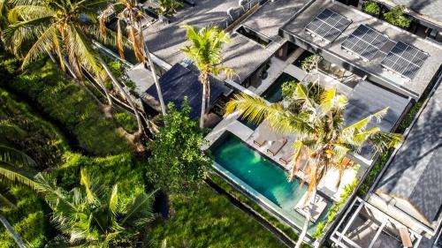 Pengosekan Villa | Villa Palm Paradise by BaliSuperHost