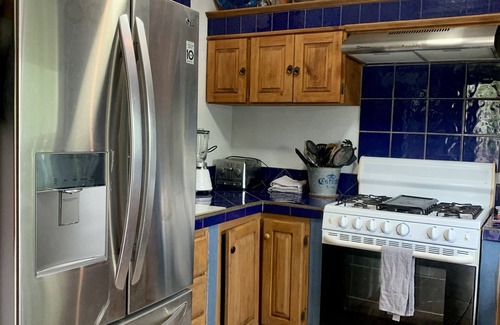 San Francisco Villa | Villa Papaya, 15% reduced rate for April 2025, Comfortable home, beach walkable.