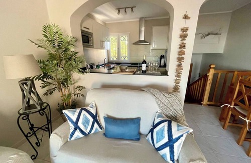 Nerja House | Villa ParaisoBlanco, MaisonJaken