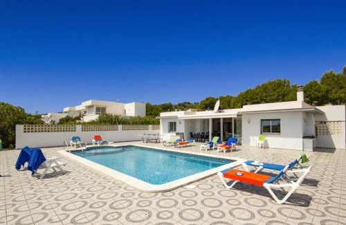 Coves Noves Villa | Villa Pepe by Villa Plus