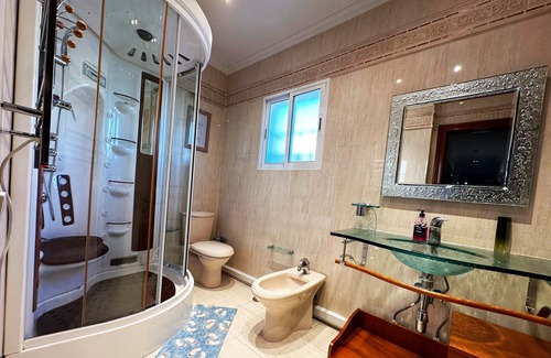 Torremolinos Villa | Villa Pepita, 3 Dormitorios, 2 Baños 6 Personas, Piscina, Playa 400 Metros