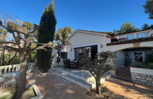 Carry-le-Rouet Villa | Villa + Piscine à 92 pas de L'eau