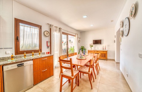 Sa Pobla Ski Chalet | Villa Placeta in Mallorca with swimming pool and barbecue