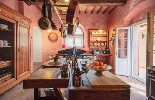 Montescudaio Villa | Villa 'Podere Fonteinfrancia' with Private Pool, Private Terrace and Wi-Fi