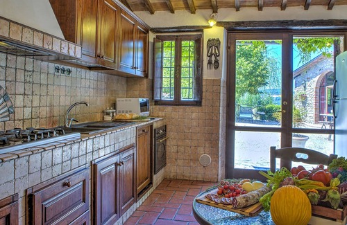 Todi Villa | Villa Poggiente 15+2, Emma Villas
