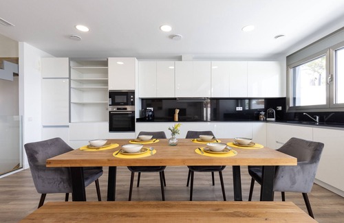 Vilafortuny Villa | VILLA PORTOFINO Luxury beachfront house in Cambrils with private pool.
