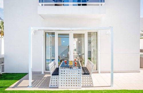 Costa Adeje Villa | Villa Primrose