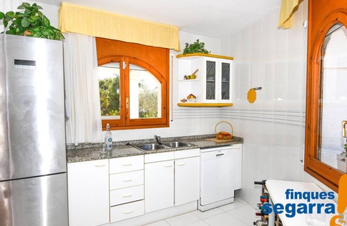 El Vendrell House | Villa privada con piscina y barbacoa