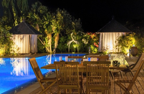 Sainte-Maxime - Saint-Tropez Villa | Villa Provençale with Exceptional 25m Mirror Pool - 6 to 7 Pers.