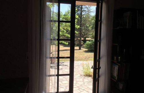 Jouques Villa | Villa Provence/Luberon. Pool. Garden 6,500 m2. Ideal for families (8 people)
