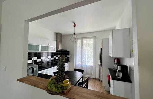 Brive-la-Gaillarde House | Villa Quintel -Proche gare & centre -Jardin/Balcon