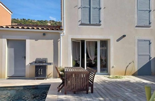 Cavalaire-sur-Mer Villa | Villa Récente Piscine Balinaise Privée