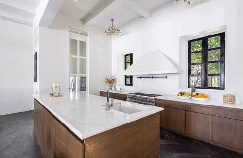 Tulum Villa | Villa Raes Tulum – Spacious Villa with, 2 Pools, Fitness room & Pickleball Court