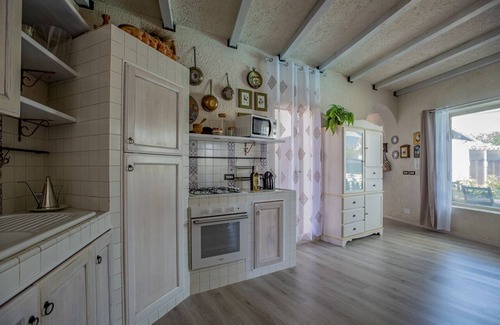 Marina di Ragusa Villa | Villa Rebecca White 300 meters from the sea with swimming pool and jacuzzi