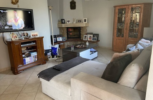 Orange House | villa rental vaucluse