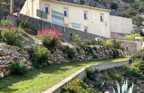 Villeseque-des-Corbieres Apartment | Villa Ripaud