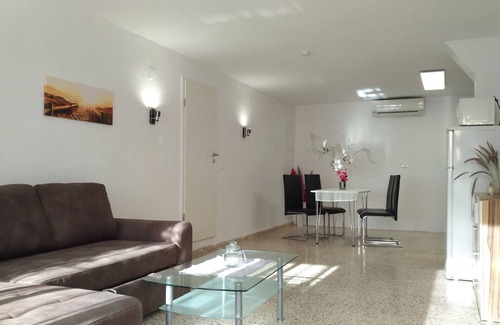 La Canuta Villa | Villa Romeo Calpe for groups and large families with 2 pools