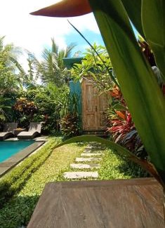Singakerta Villa | villa Rona1