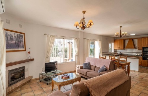 Vinuela Villa | Villa Rosana Viñuela by Ruralidays
