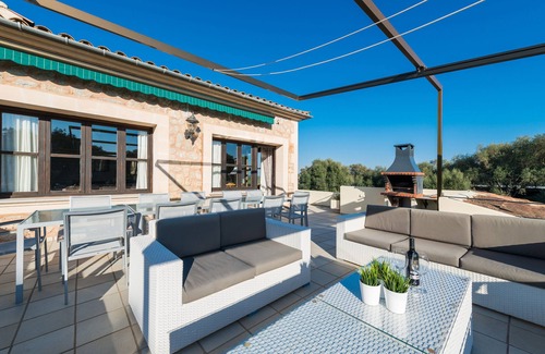 Petra House | Villa rural SA PLETA for 12 people just 15 minutes from the beach.