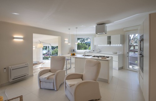 Chia Villa | Villa S'Ollastu - Luxury villa with private pool, garden, sea view, near beaches