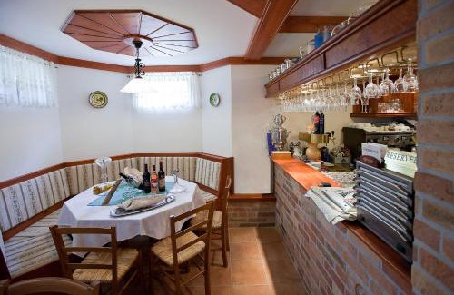 Sopron Bed & Breakfast | Villa Sakura Panzió