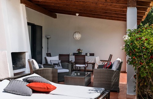 Costa Rei Villa | Villa 'Salvi' with Private Terrace, Wi-Fi and Air Conditioning